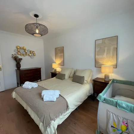 Mhouse Lease Av Sintra Daire *